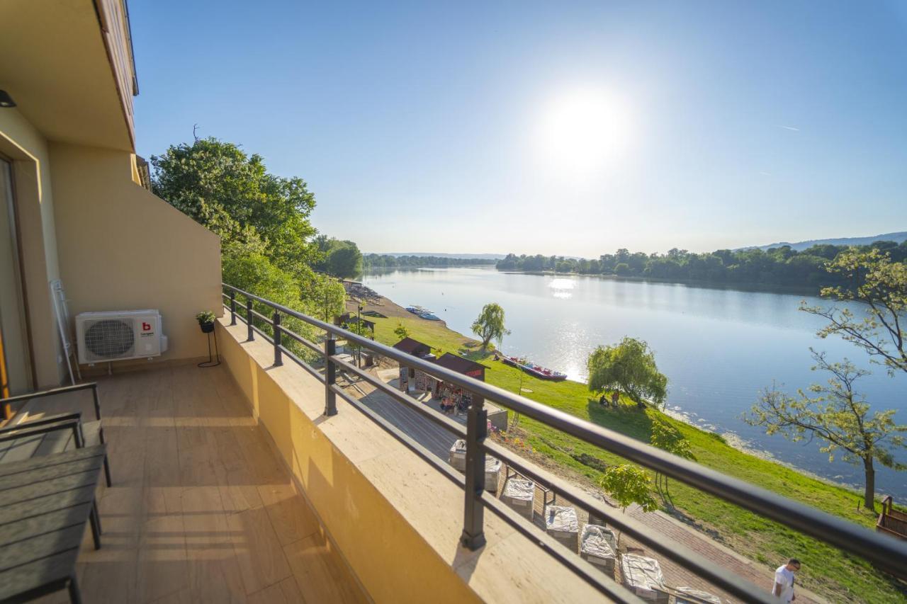 Casa D Argento Lägenhet Veliko Gradište Exteriör bild